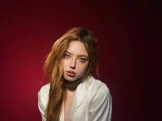 LoraBarren fuck webcam